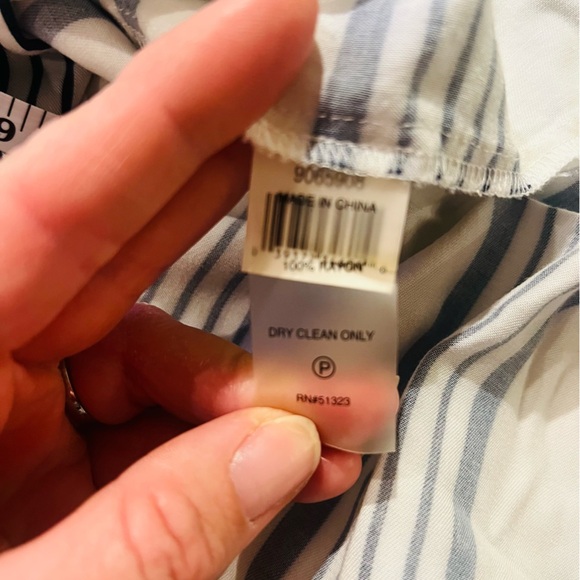 Vince Camuto blouse dress size medium - Picture 5 of 7